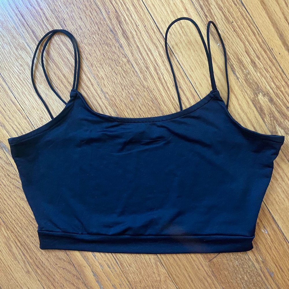 black crop top (S)